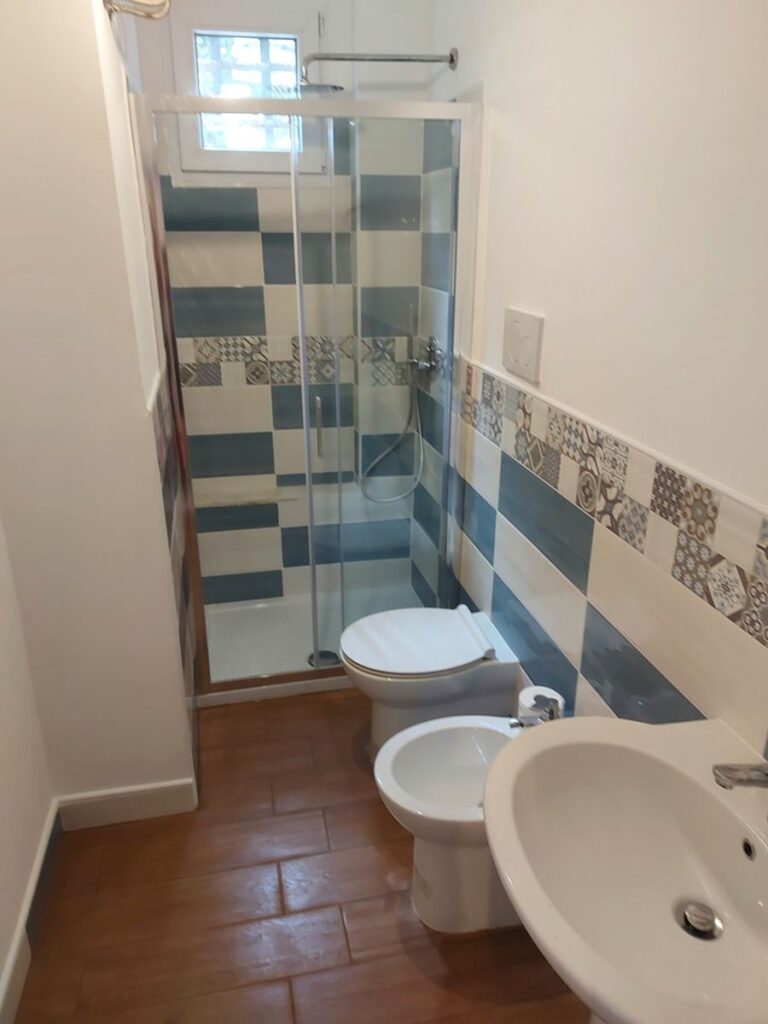 Bagno realizzato da Pronto Service